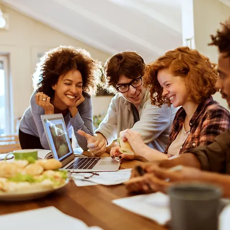 Spacebility - Self Check-in 3* كالياري