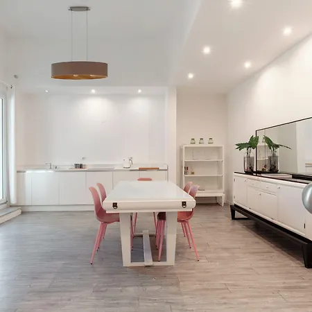 Spacebility - Self Check-in 4* Cagliari